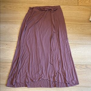 Sozy Elegant Mauve Wrap Skirt